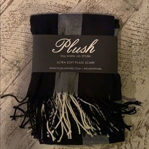 Plush scarf